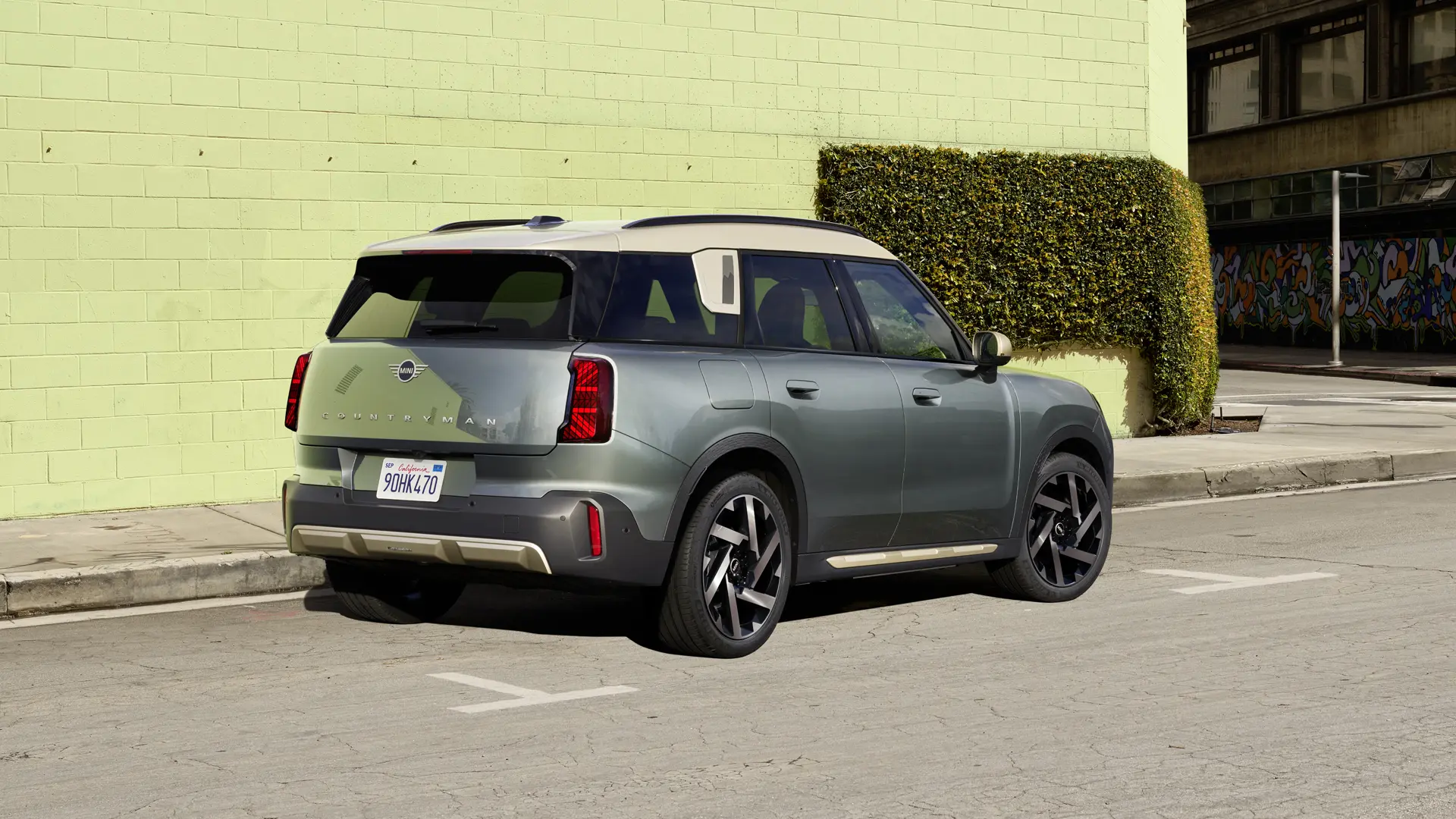 MINI Countryman - exterior - gallery - 01