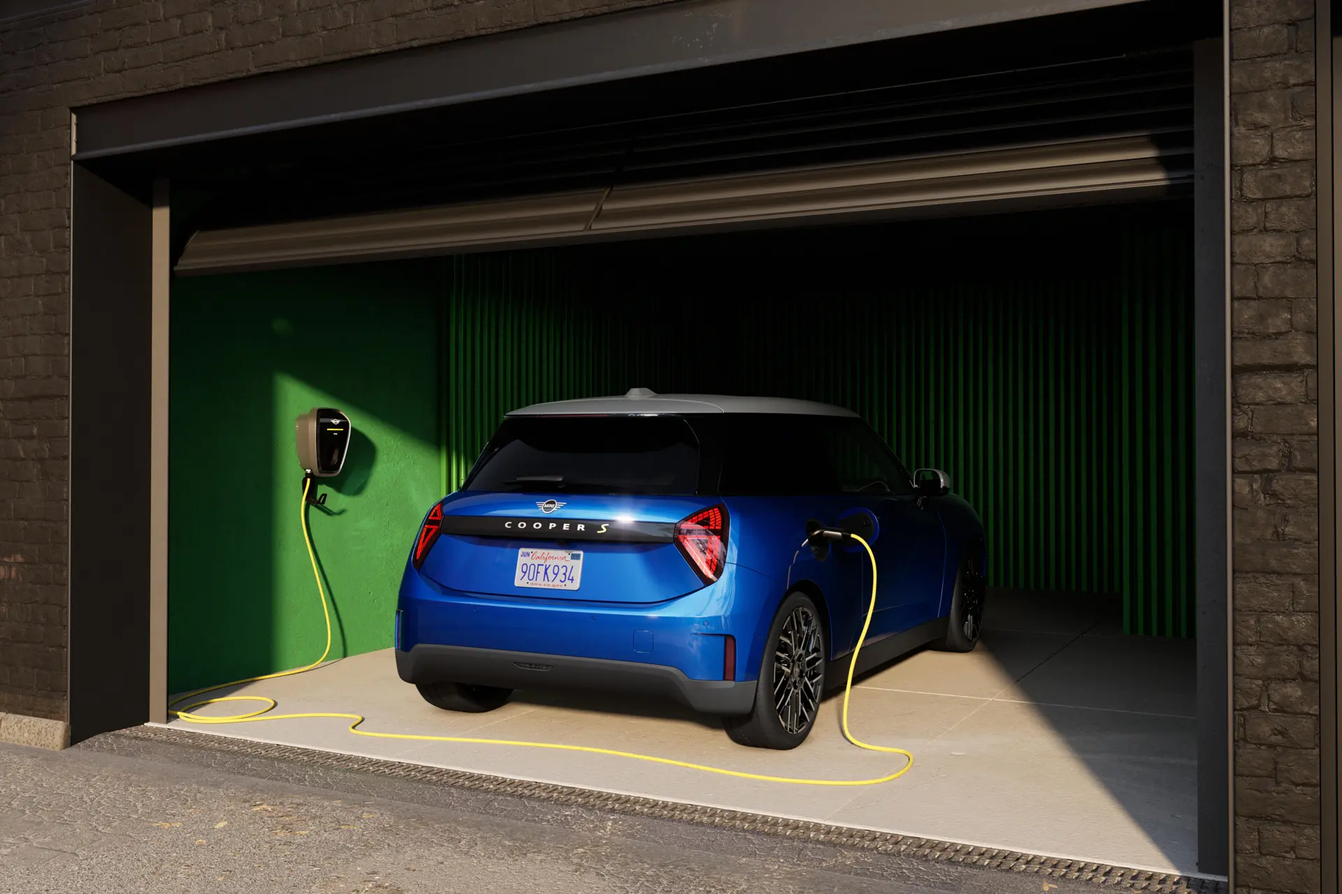 MINI all-electric - mosaic - charging and range